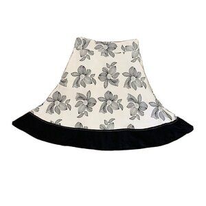 Sherry Taylor Medium High Waisted Floral Flare Skirt Black White Lined